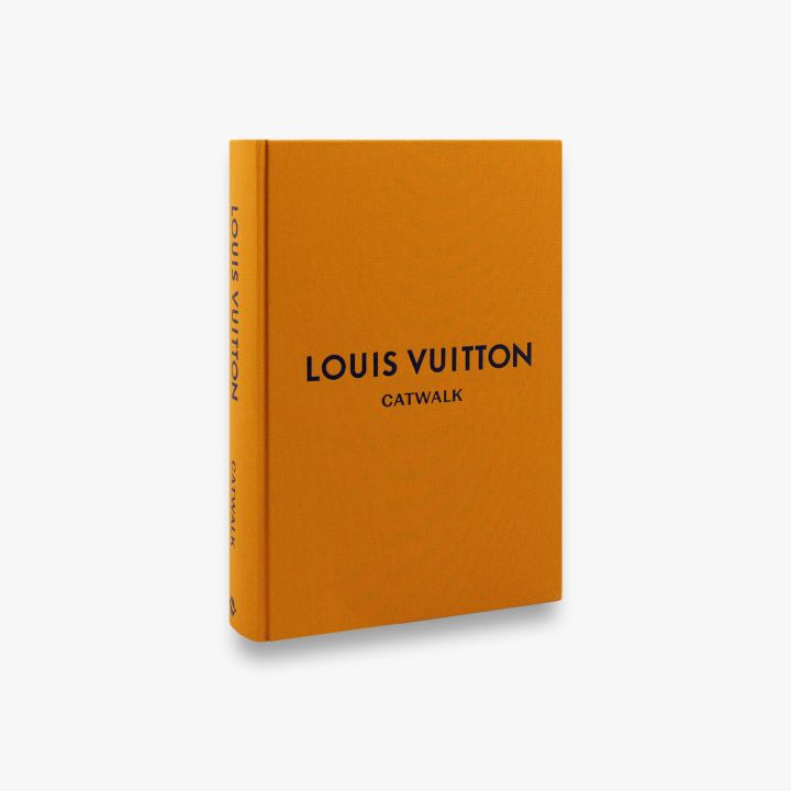 Louis Vuitton Catwalk: The Complete Fashion Collections Hardcover