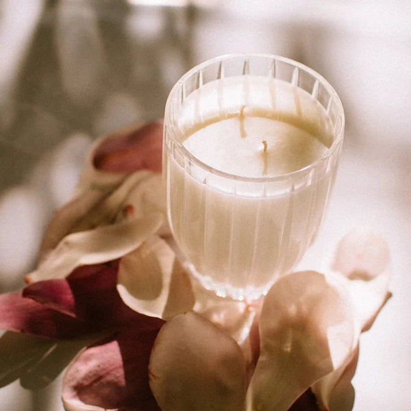 FREESIA & BERRIES | 370g Soy Candle