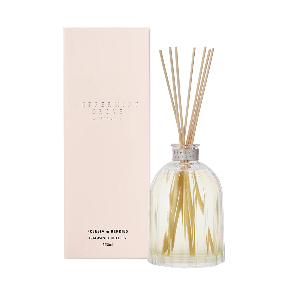 FREESIA & BERRIES | 350ml Fragrance Diffuser